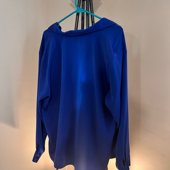 PLUS SIZE BLOUSE - Picture 2 of 2